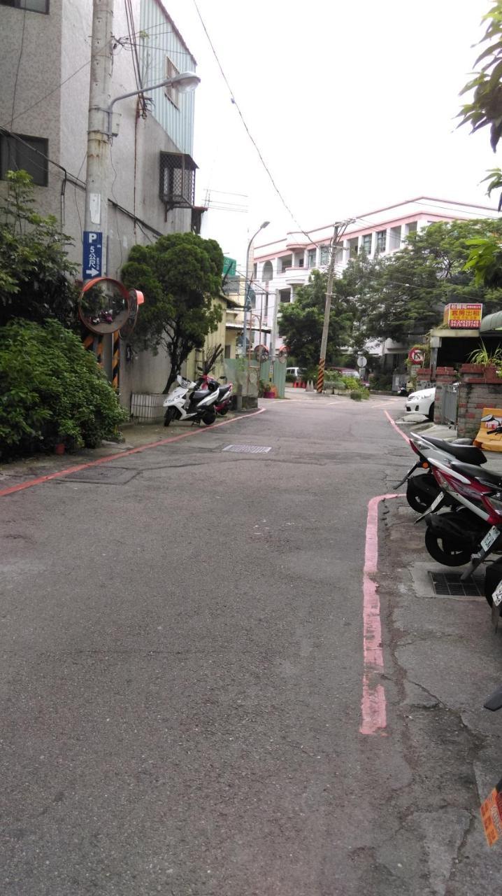 Feng Jia Homestay Taichung Exterior photo